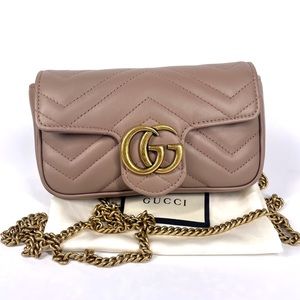 Gucci GG Marmont matelassé super mini bag